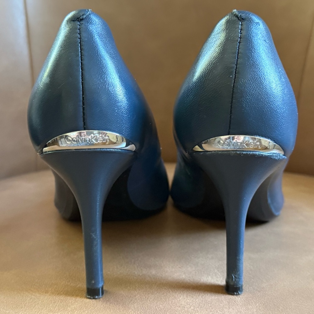Calvin Klein Blue Leather Pointed Toe Stiletto Pumps with silver detailing